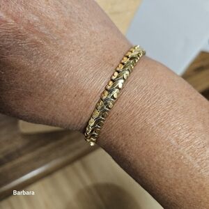 Vintage 90s Monet Gold-tone Cuban Link Bracelet